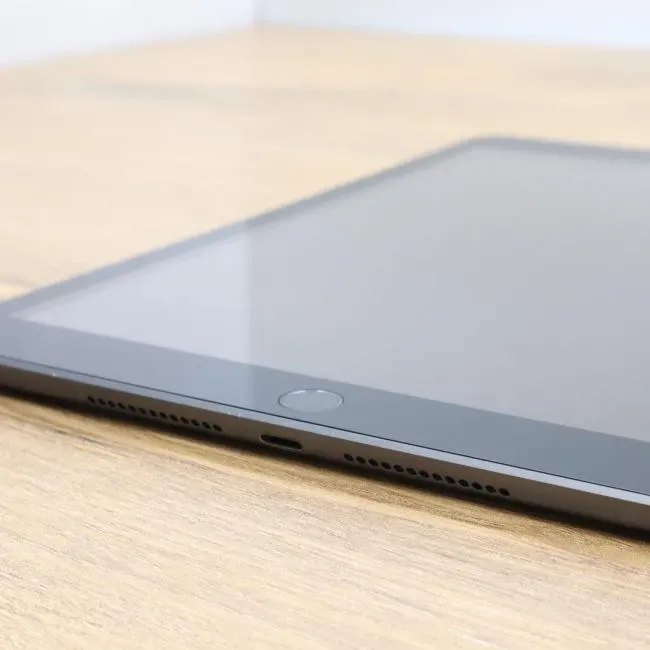 Apple iPad 7 A2197 128GB Gris espacial Tablet de 10,2_ Grado A (3).webp