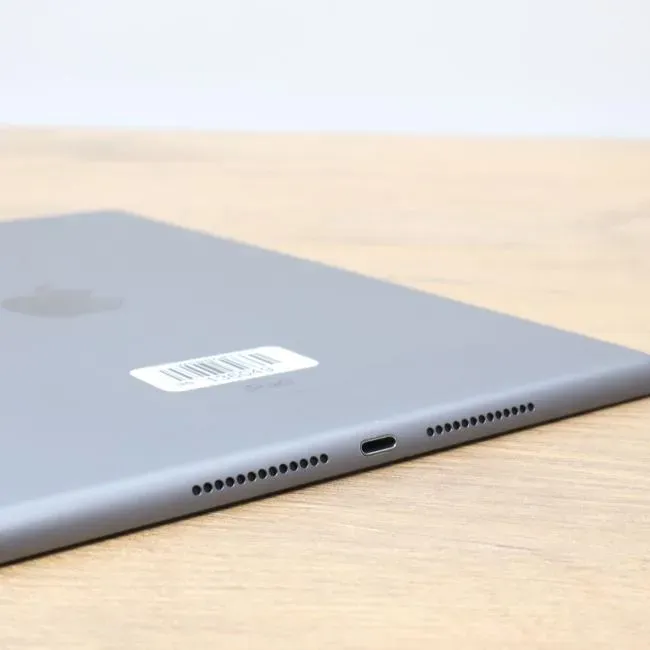 Apple iPad 7 A2197 128GB Gris espacial Tablet de 10,2_ Grado A (2).webp