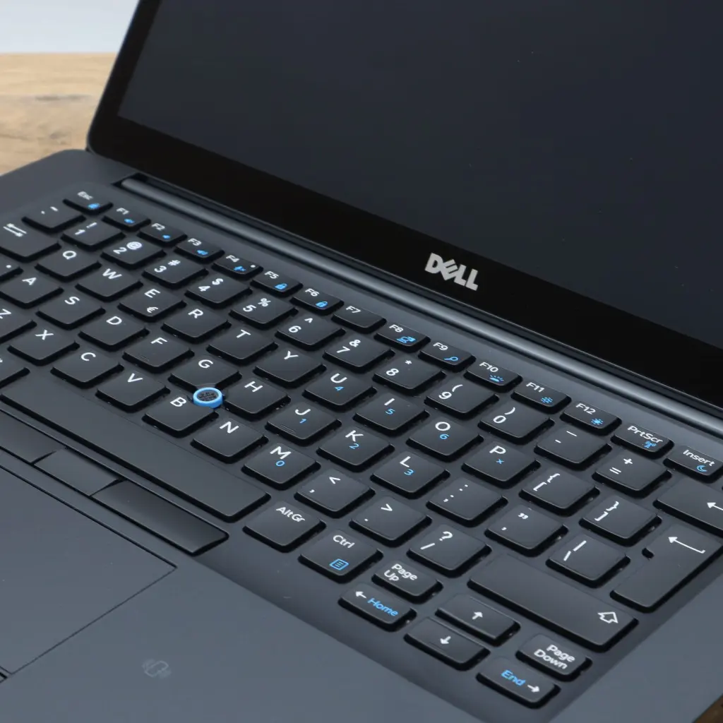 Portátil Dell Latitude 7480 i5-7300U 8 GB RAM 256 GB SSD Pantalla táctil FHD de 14_ Clase B (1).webp