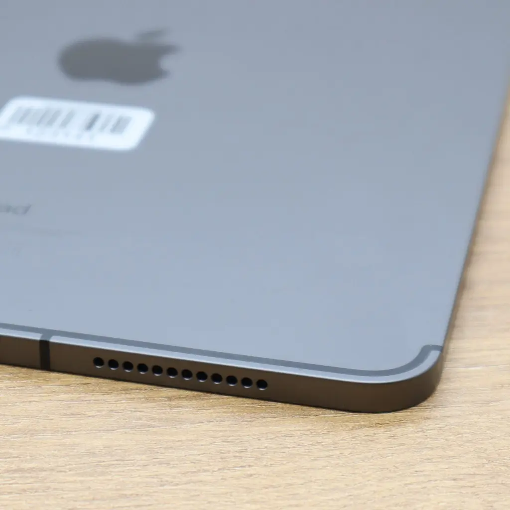 Tableta Apple iPad Air 4 64 GB gris espacial de 10,9_ + Celular Clase A (9).webp