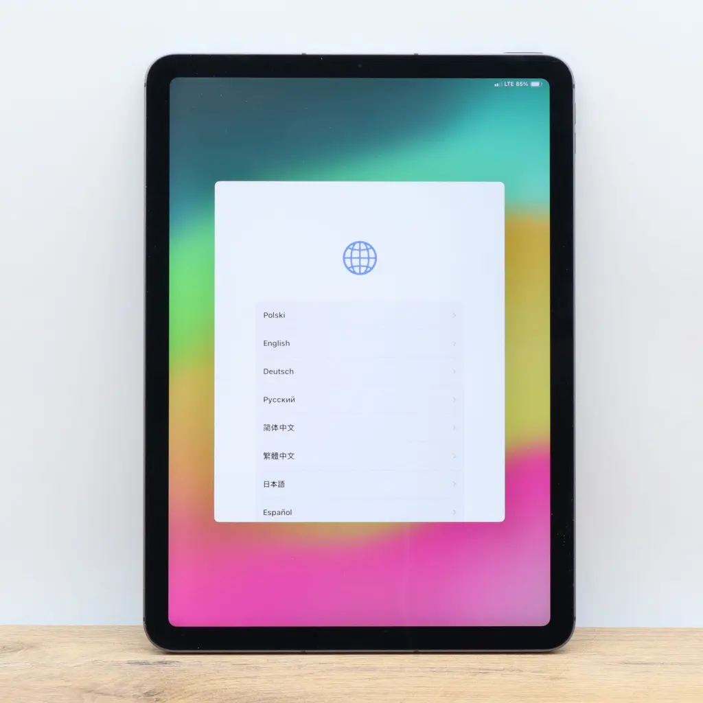 Tableta Apple iPad Air 4 64 GB gris espacial de 10,9_ + Celular Clase A (6).webp