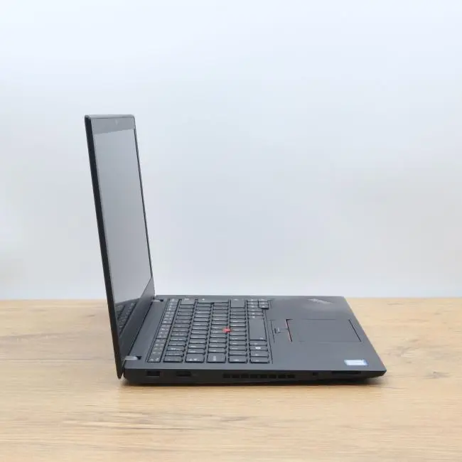 Portátil Lenovo ThinkPad T470s i5-6300U con 8 GB de RAM, 256 GB de SSD, pantalla FHD de 14 pulgada (2).webp