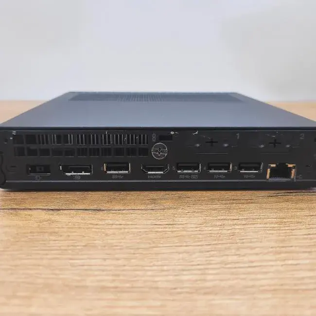Lenovo Thinkcenter M80Q (1).webp