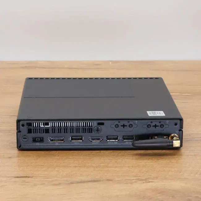 Lenovo Thinkcenter M80Q (2).webp