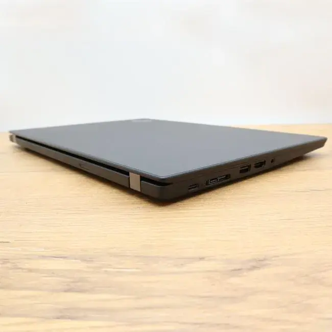 Lenovo ThinkPad T490s (2).webp